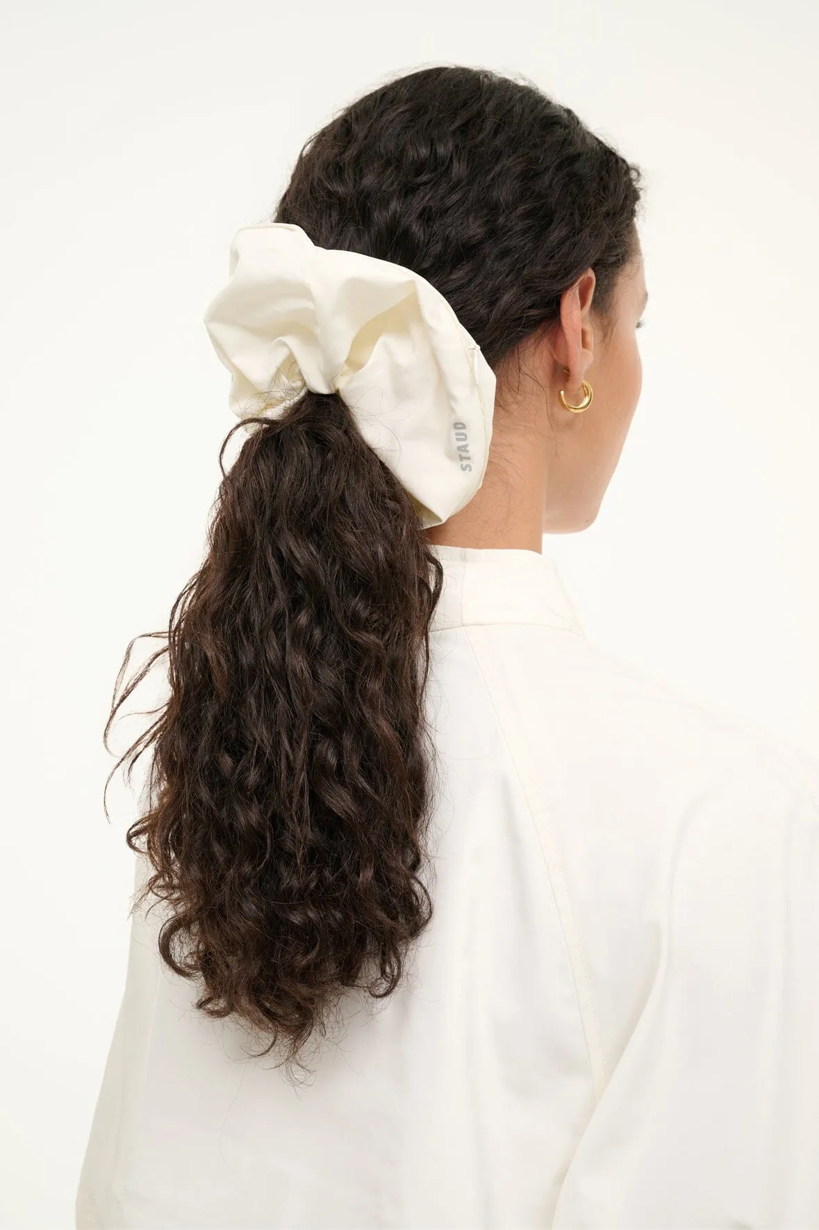 GORGE SCRUNCHIE | IVORY