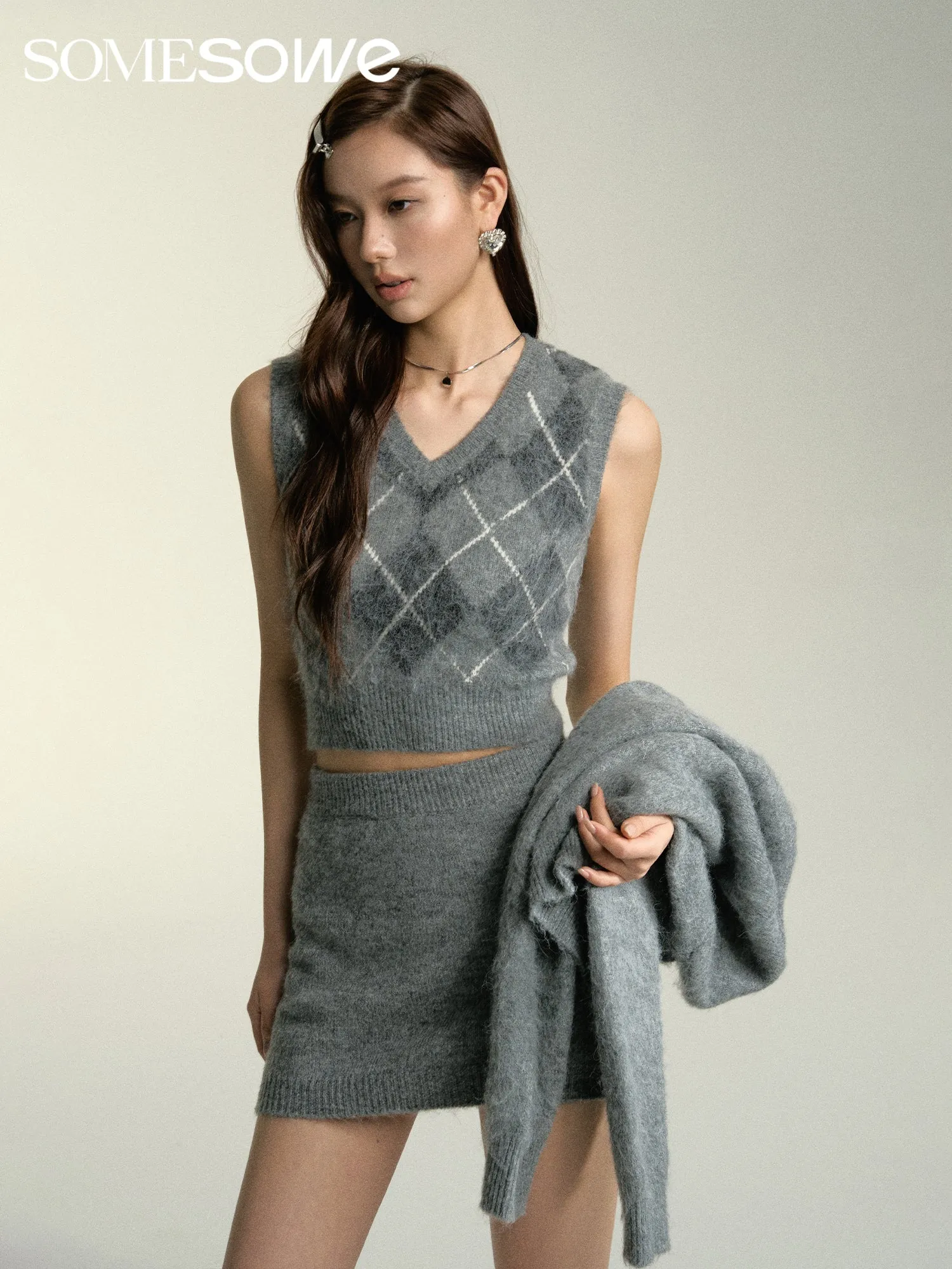 Grey Diamond Pattern Short Vest