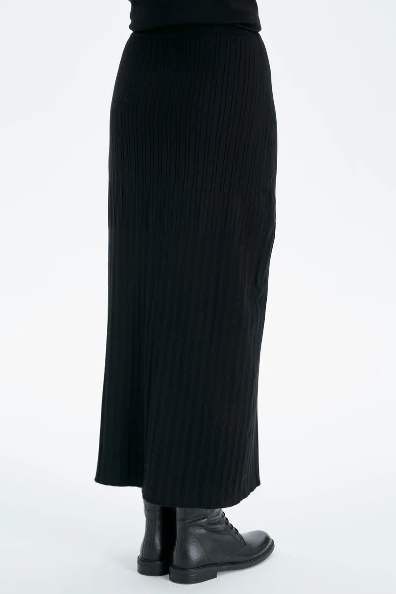 Knitwear pencil skirt -